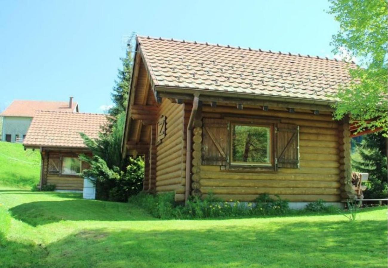 L'Ours Noir Chalet En Rondins La Bresse Exterior foto